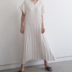 Ukawaii 最愛の一着 プルオーバー シンプル ギャザー飾り プリーツスカート ロングワンピース