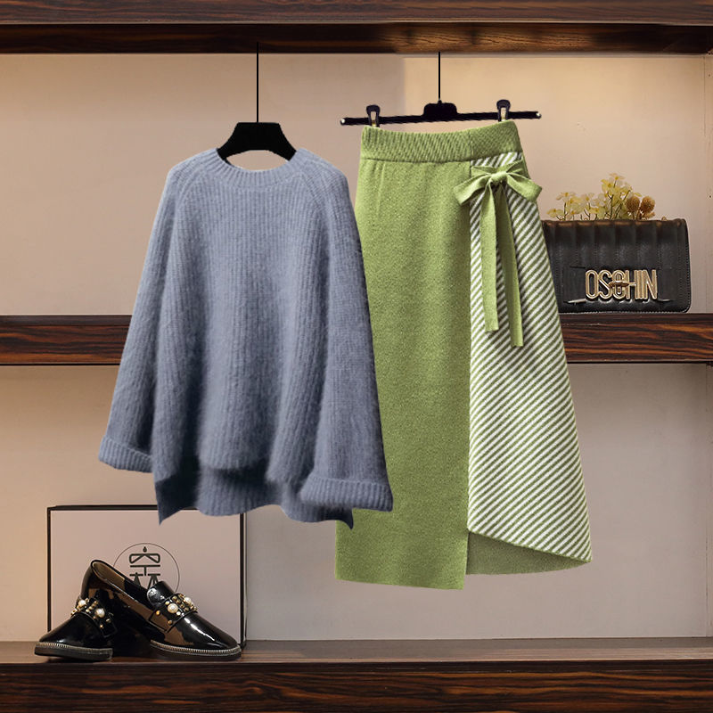 グレー/セーター+グリーン/スカート
