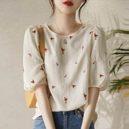 韓国の人気爆発 シンプル キュート 花模様 透かし彫り 七分袖 シャツ