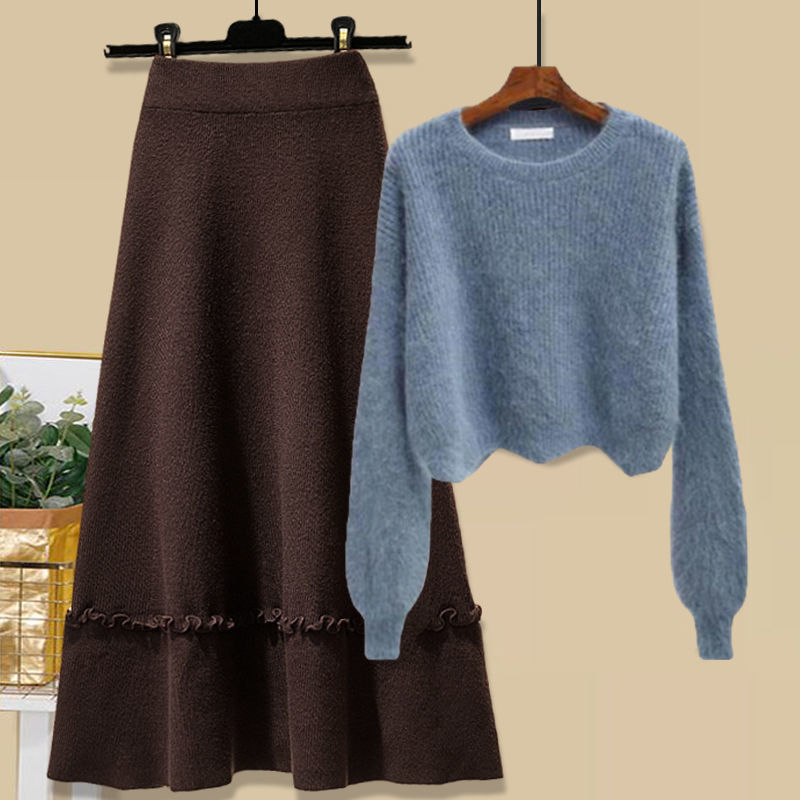 ブルー/ニット.セーター+ブラウン/スカート