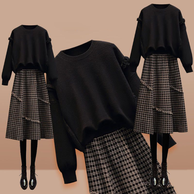 ブラック/セーター+ブラウン/スカート