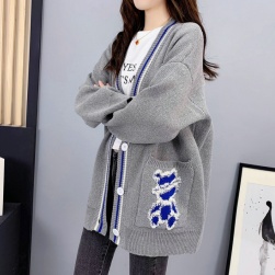 可愛いデザイン韓国風２色入りvネックシングルブレスト着やすいカーディガン