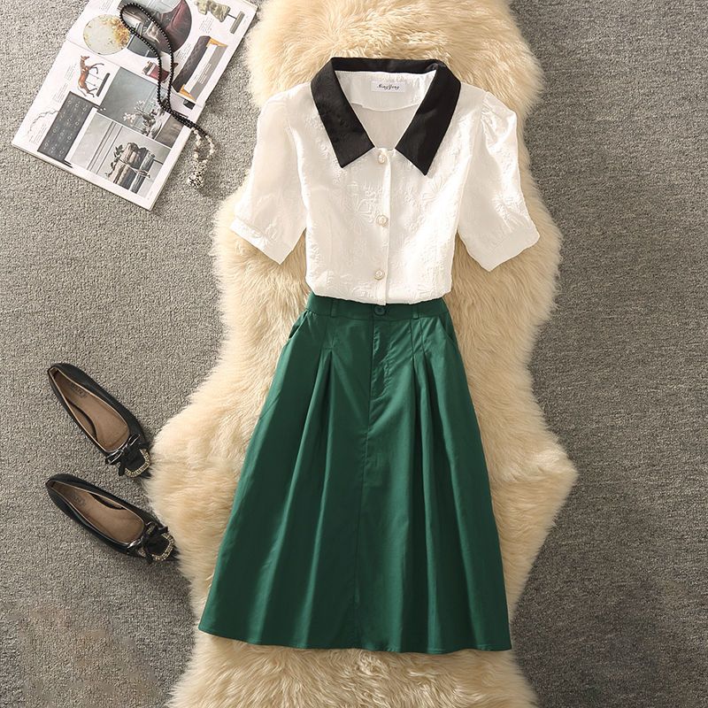 ホワイト/シャツ＋グリーン/スカート/2点セット