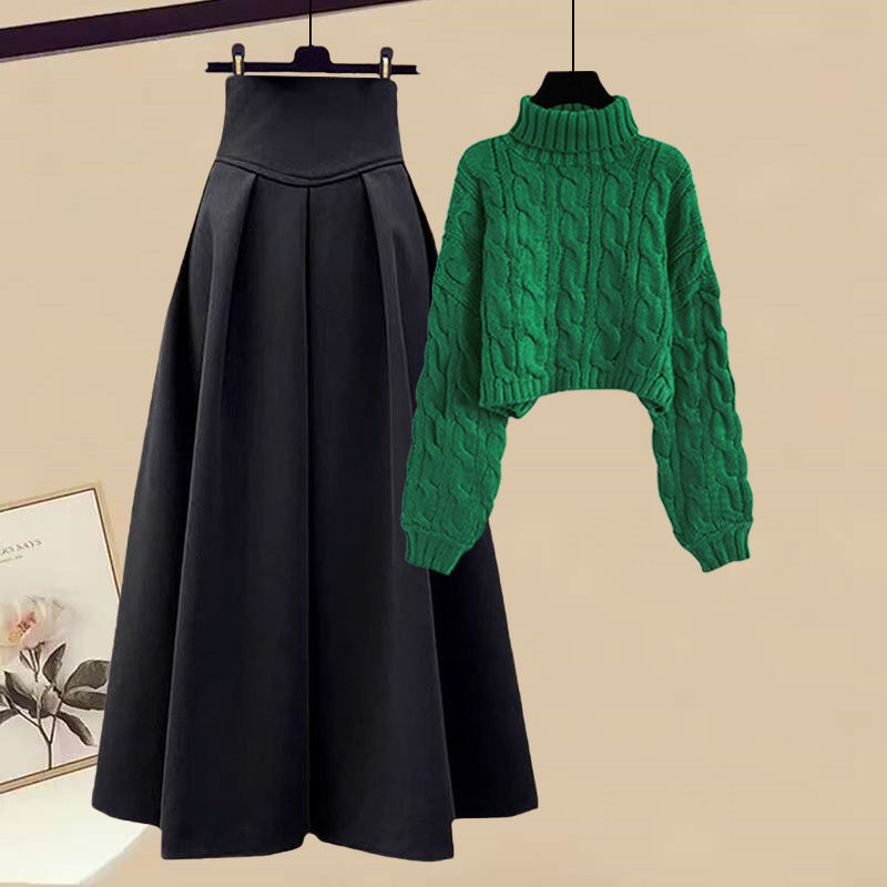 グリーン*セーター+ブラック＊スカート