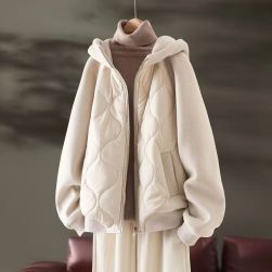 柔らかくて優しい印象 シンプル フード付き 暖かい 切り替え 保温 中綿 コート