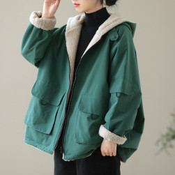 柔らかくて優しい印象 大きめのサイズ感 防寒 3色 フード付き カジュアル中綿 コート