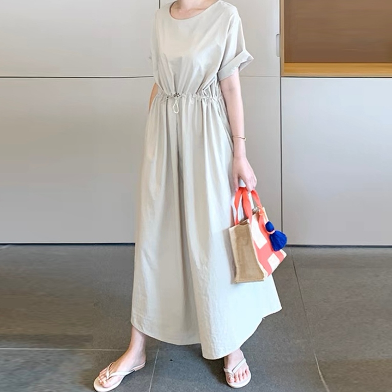シンプルで可愛いゆったりラウンドネック Aライン ギャザー ロング丈カジュアルワンピース