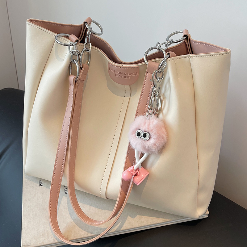 ピンク