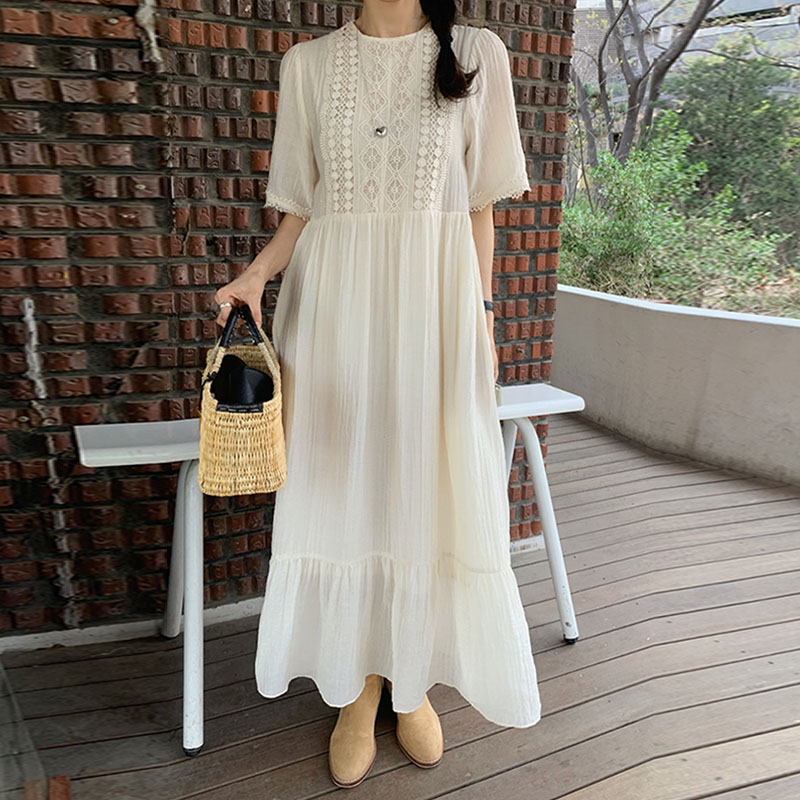 クルーネックロングワンピース 上品な刺繍レース ゆったりシルエット フレンチスタイル