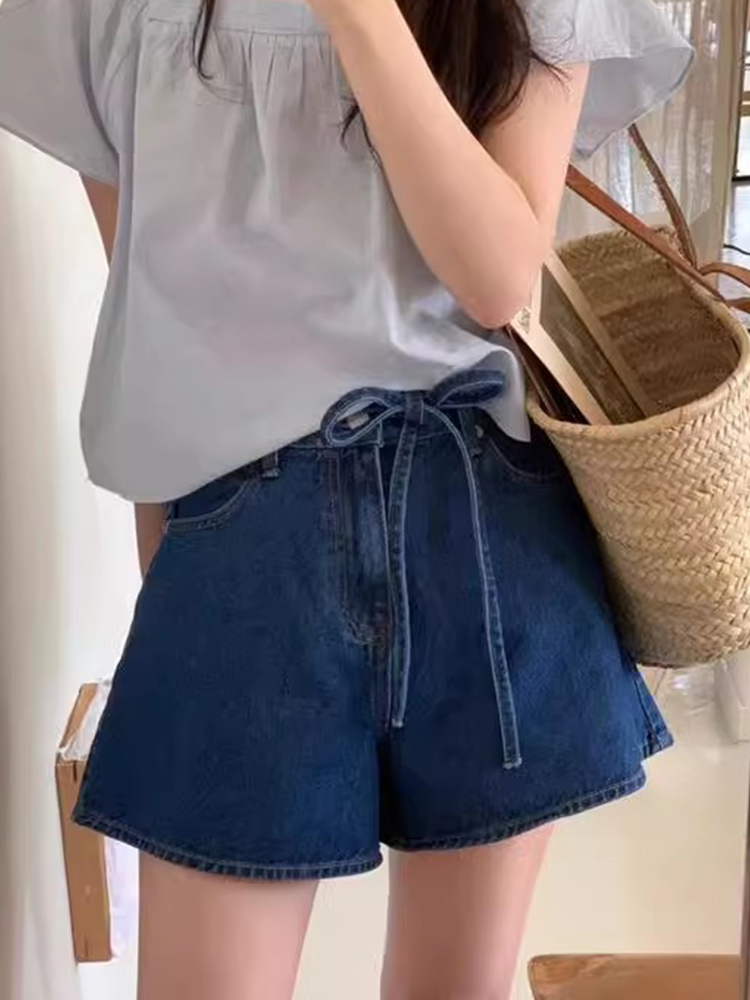 ダークブルー