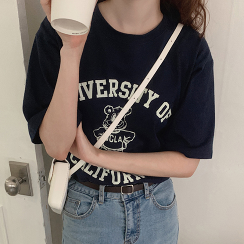 ネイビー