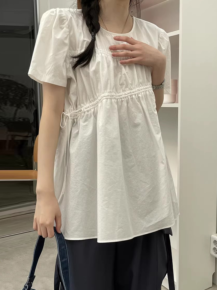 ホワイト
