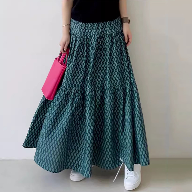 カラフル幾何プリントロングスカート・レトロエスニック風・春夏注目アイテム
