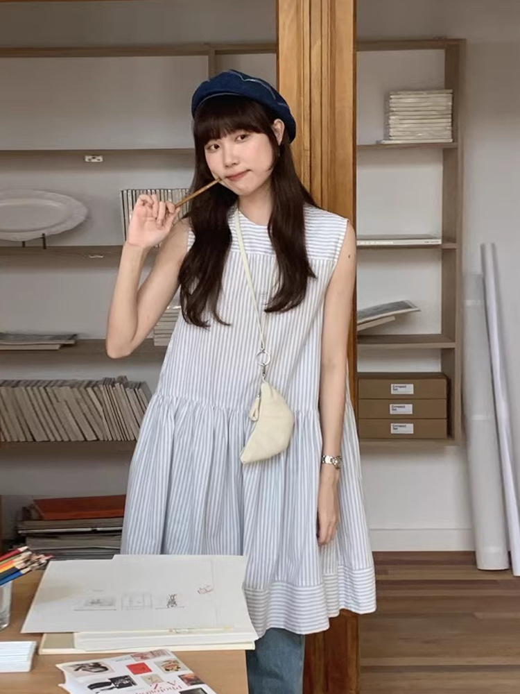 ホワイト