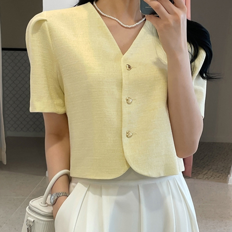 イエロー