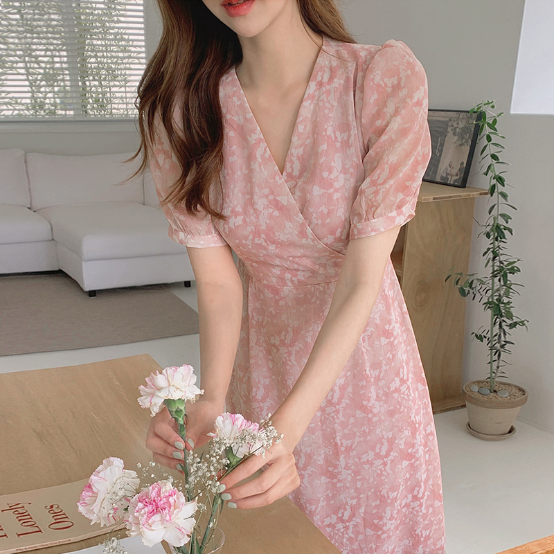 細見え  ウエストマーク  パフスリーブ  上品  ワンピース  シフォン  Vネック