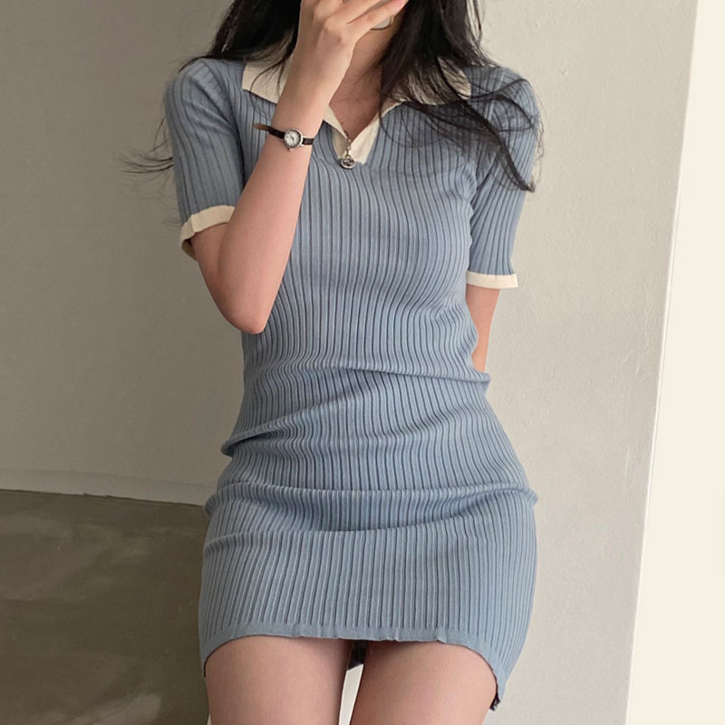 ブルー