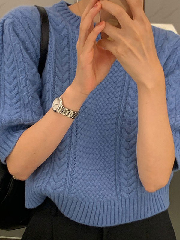 ブルー