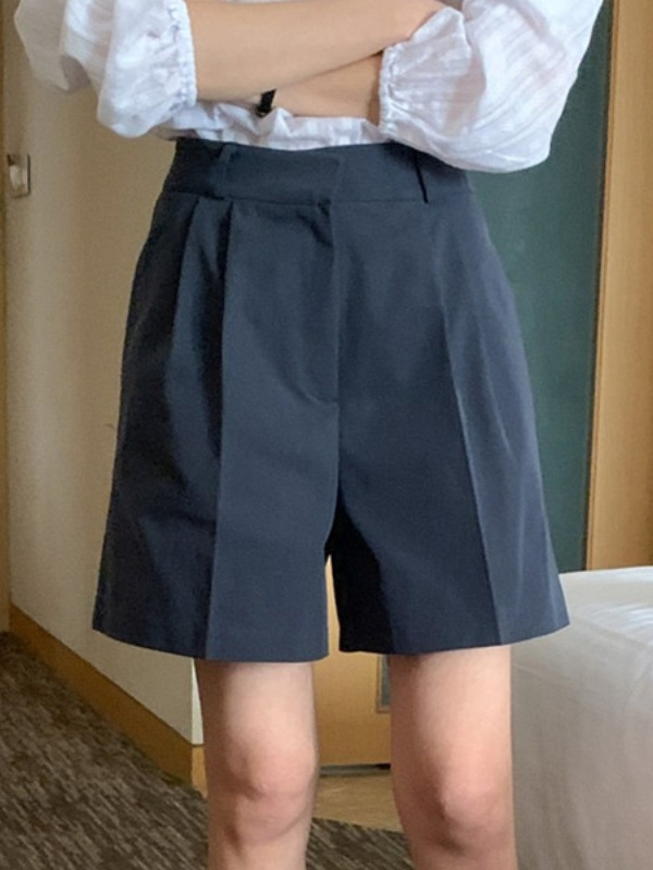 ネイビー
