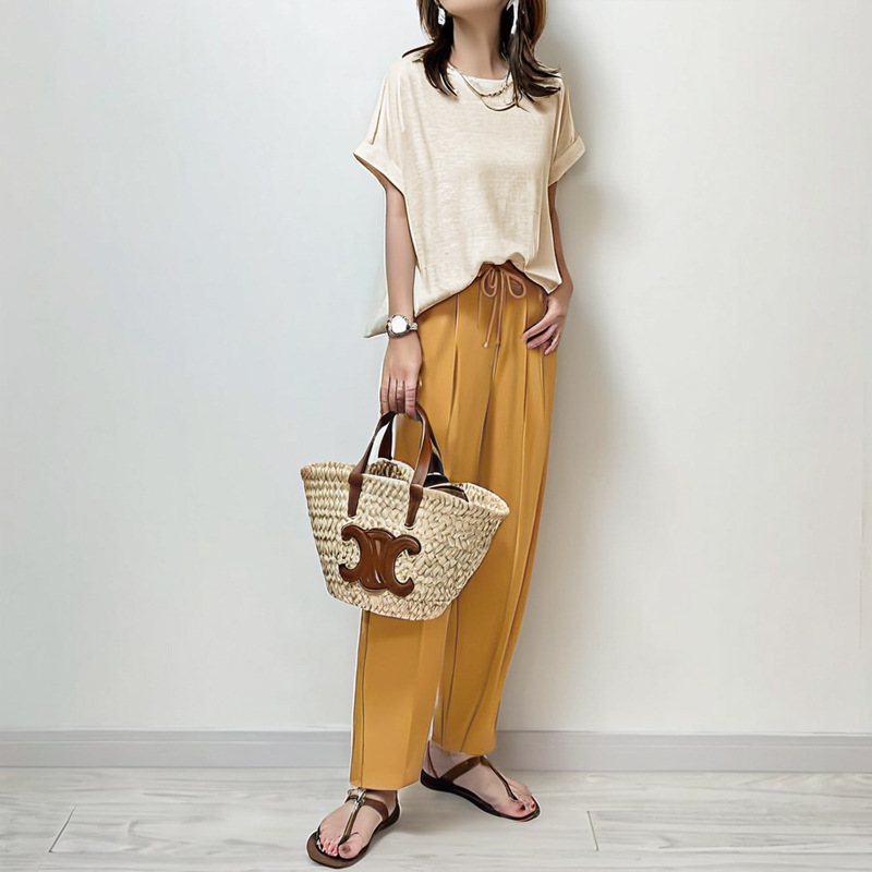 丸首Tシャツ＋ウエストリボン付きストレートパンツ セットアップ