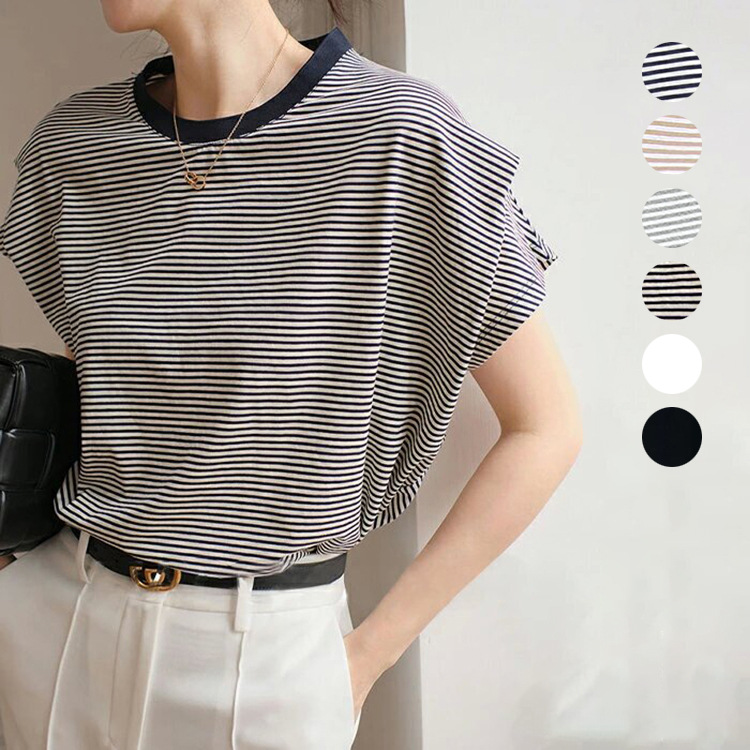 ストライプ柄とバットスリーブで仕上げたコットンニットTシャツ