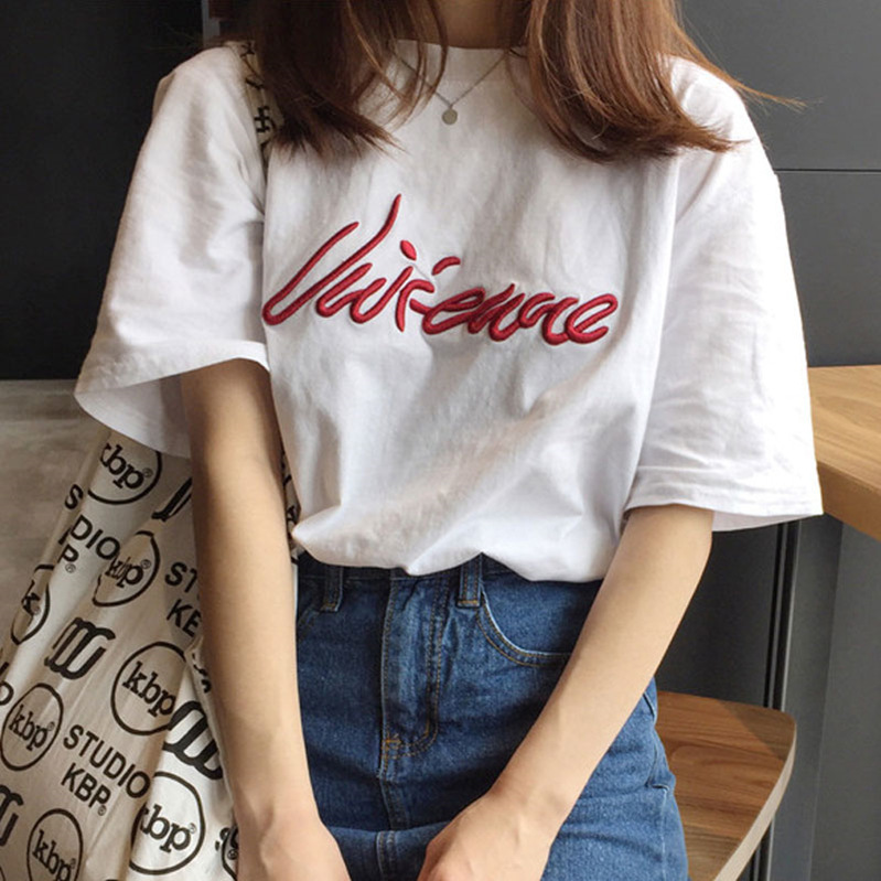 刺繍デザイン ゆったりシルエット カジュアル 半袖Tシャツ