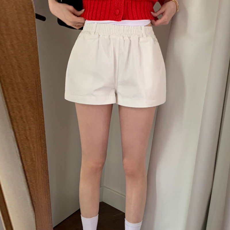 コットン素材・通勤にもぴったりなヴィンテージ感のあるワイドショートパンツ