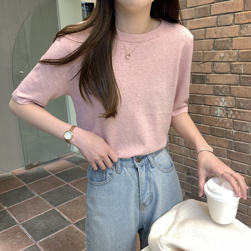 ピンク