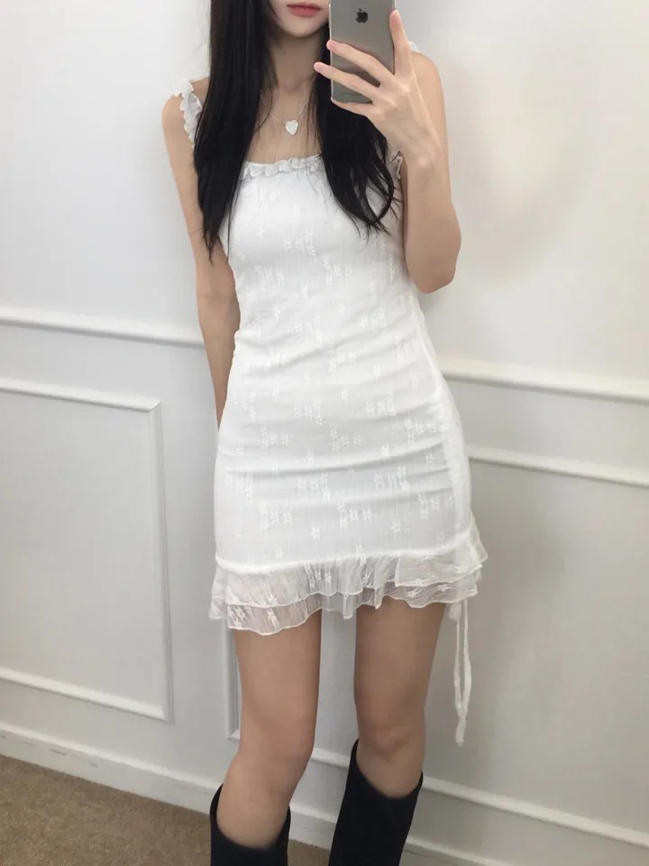 ホワイト