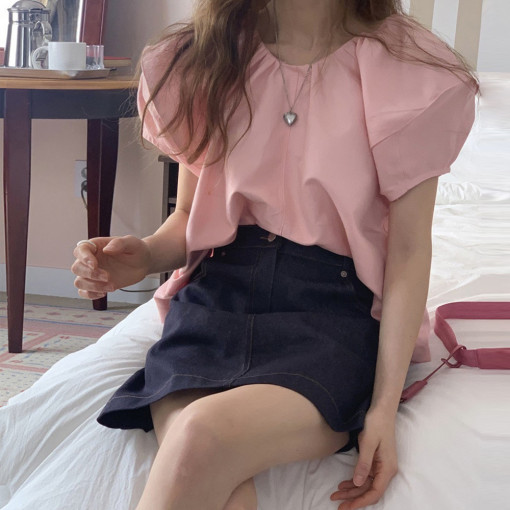 ピンク