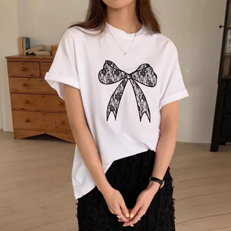 ホワイト