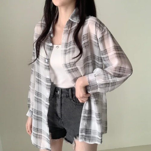 ホワイト