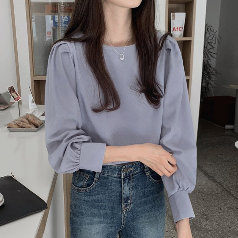 ブルー