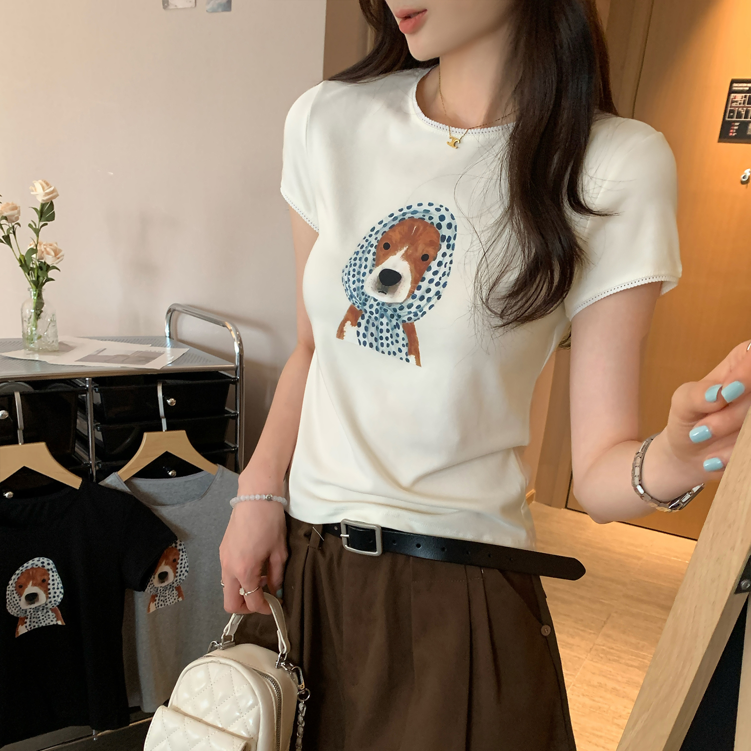 かわいい犬柄 丸首 半袖Tシャツ