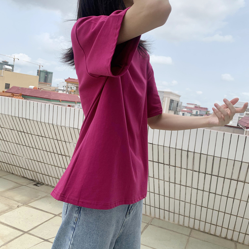 ワインレッド