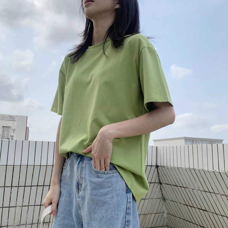 グリーン