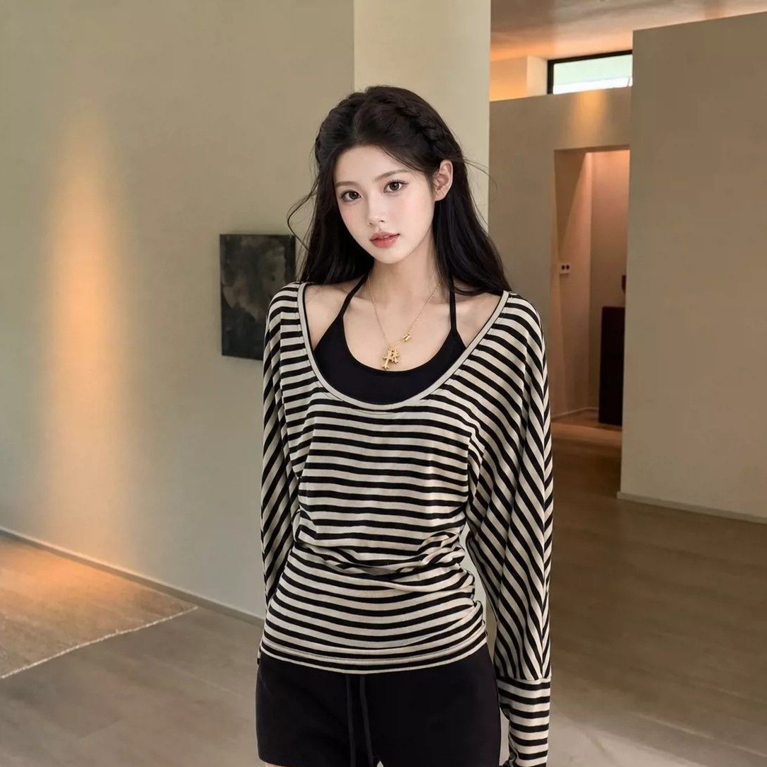 オフショルダー ストライプTシャツ ＆ キャミソールセット