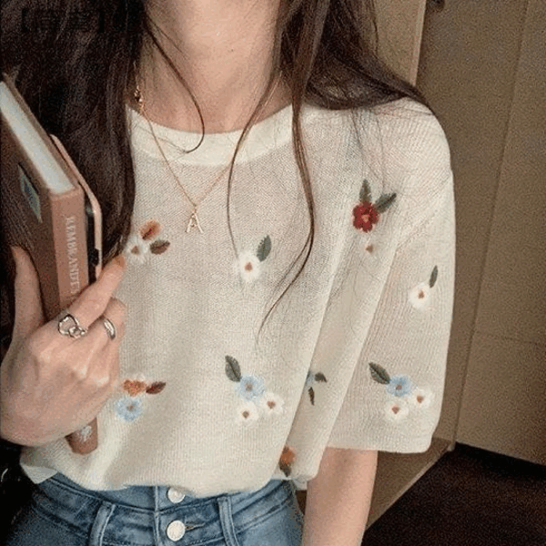 フラワー刺繍 半袖Tシャツ