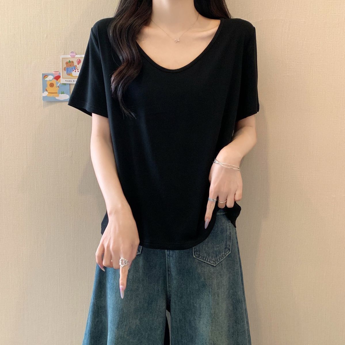 ブラック