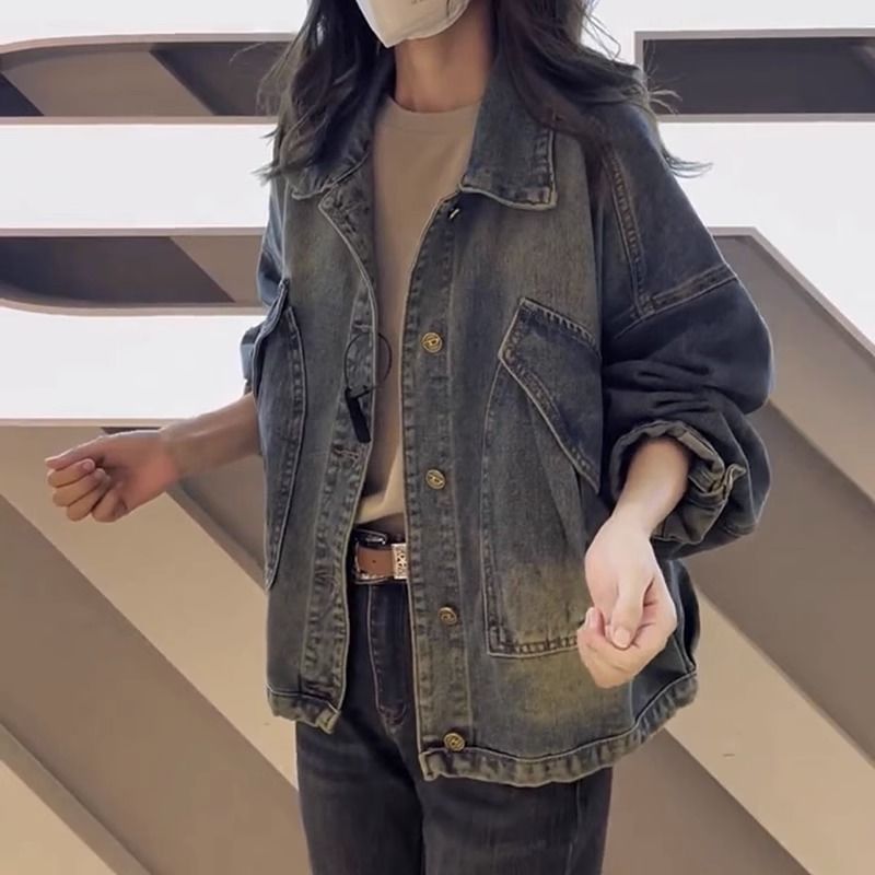 ブルー