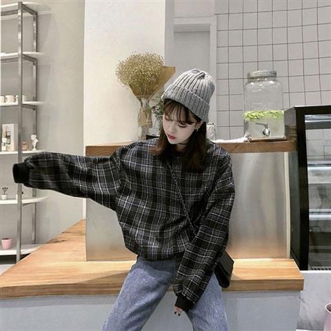 ネイビー