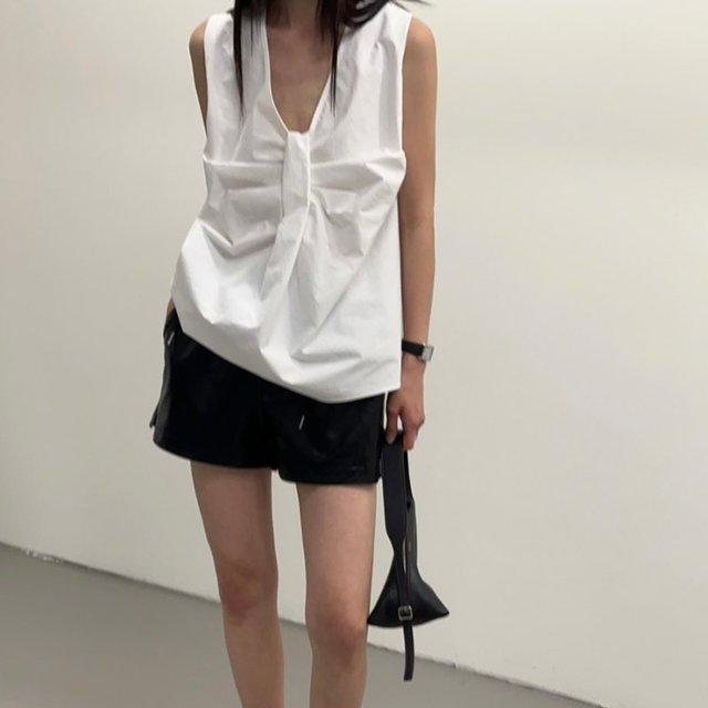 リボン使い ノースリーブ Vネックブラウス