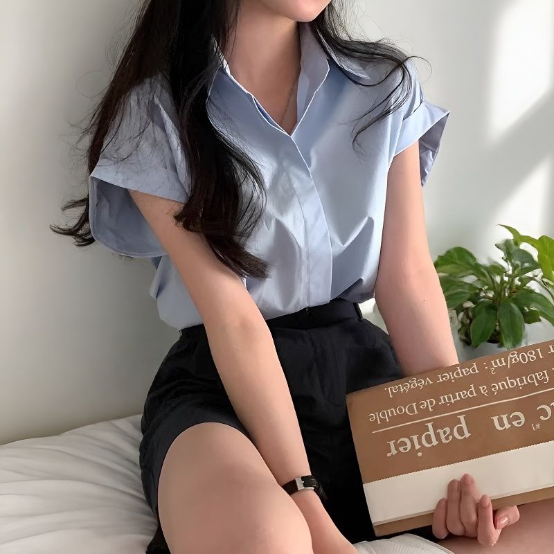ブルー
