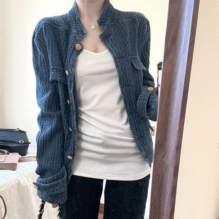 ブルー