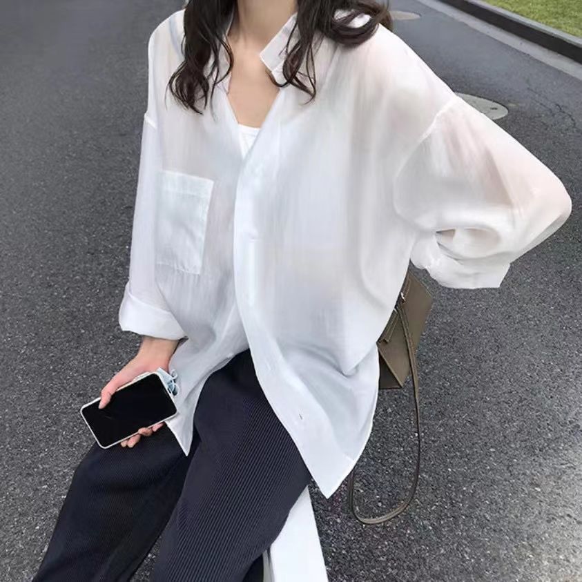 ホワイト