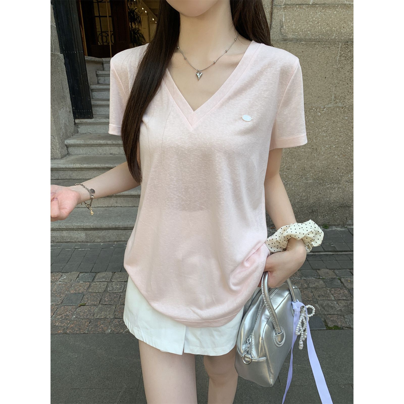 ピンク