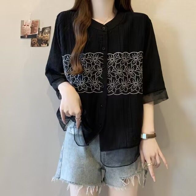 ブラック