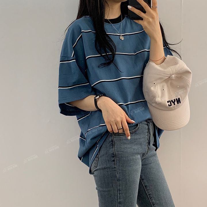 ブルー