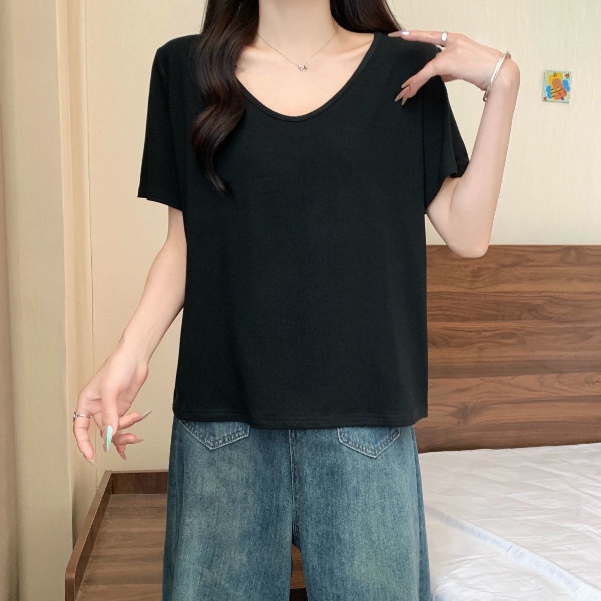 ブラック