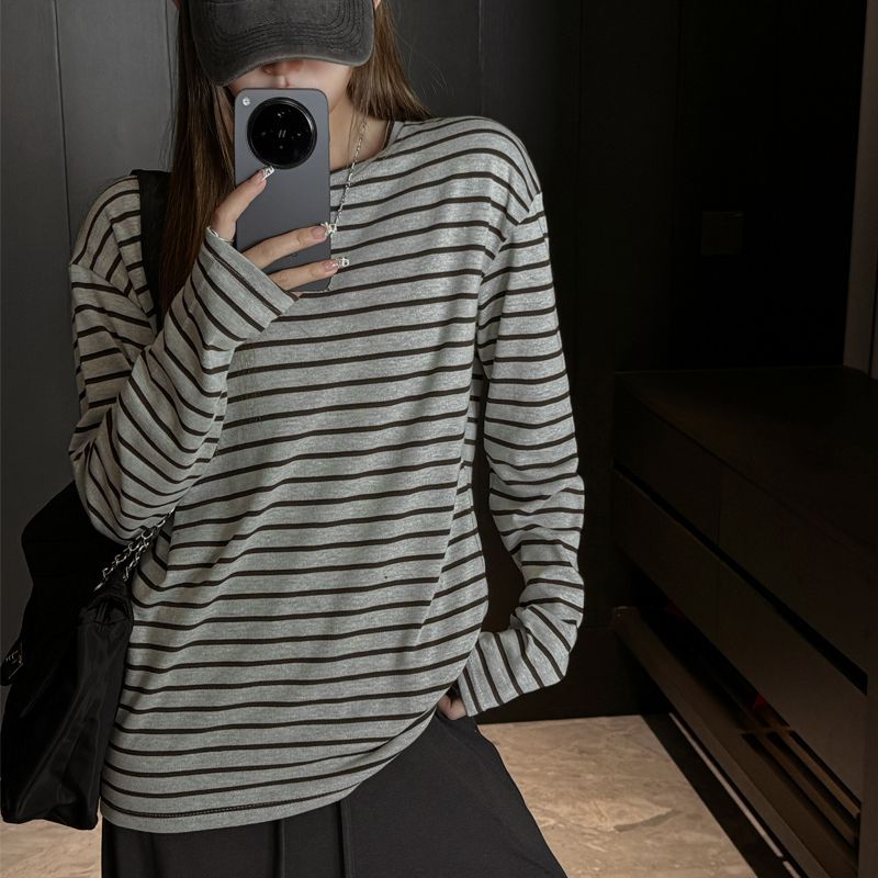 ラウンドネック ストライプ ルーズフィット 長袖Tシャツ レディース シンプル レイヤードトップ